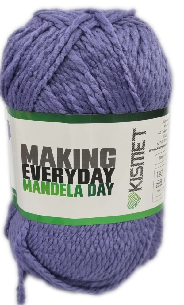 ◼︎6b 67 BLANKETS CHUNKY 300g-COL.06 VIOLET – Vaalcraft Distributors